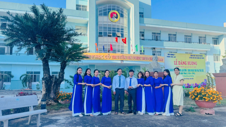 Khoa châm cứu – Dưỡng sinh Bệnh viện Y học cổ truyền và phục hồi chức năng Quy Nhơn