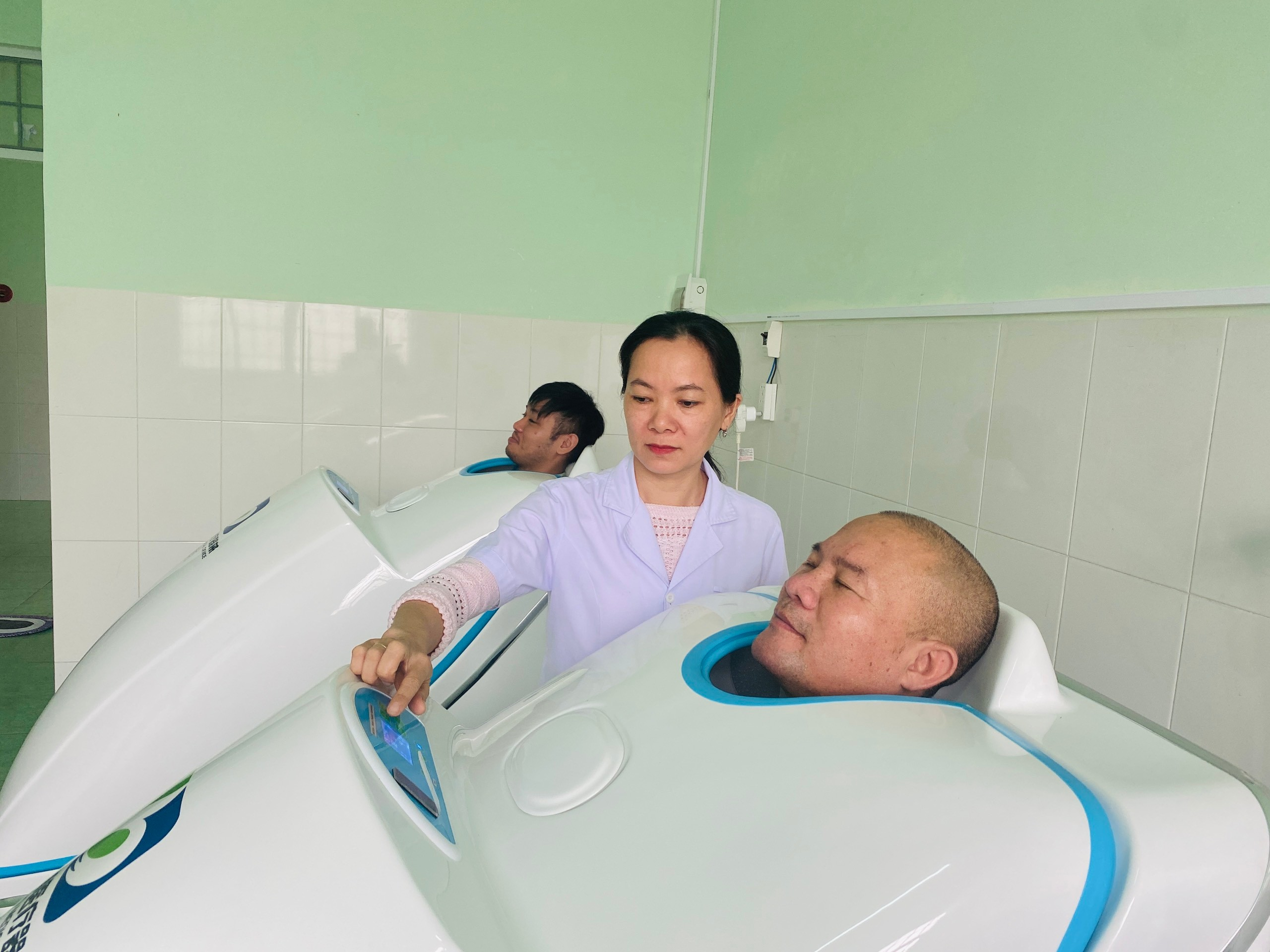 Triển khai kỷ thuật mới tháng 02/2025 tại Bệnh viện Y học cổ truyền và Phục hồi chức năng Bình Định: Xông hơi thuốc toàn thân